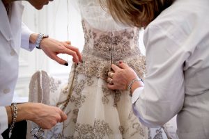 آشنایی با اوت کوتور و کاربرد آن در صنعت مد