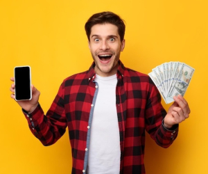 گرانترین گوشی لمسی دنیا + صاحب گرانترین موبایل جهان