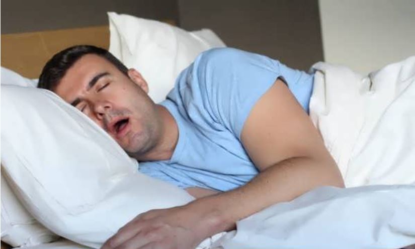 آبریزش دهان در خواب چه دلیلی دارد؟ و چطور درمان می شود؟