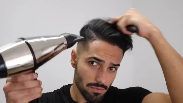 آموزش سشوار کشیدن و حالت دادن موی مردانه