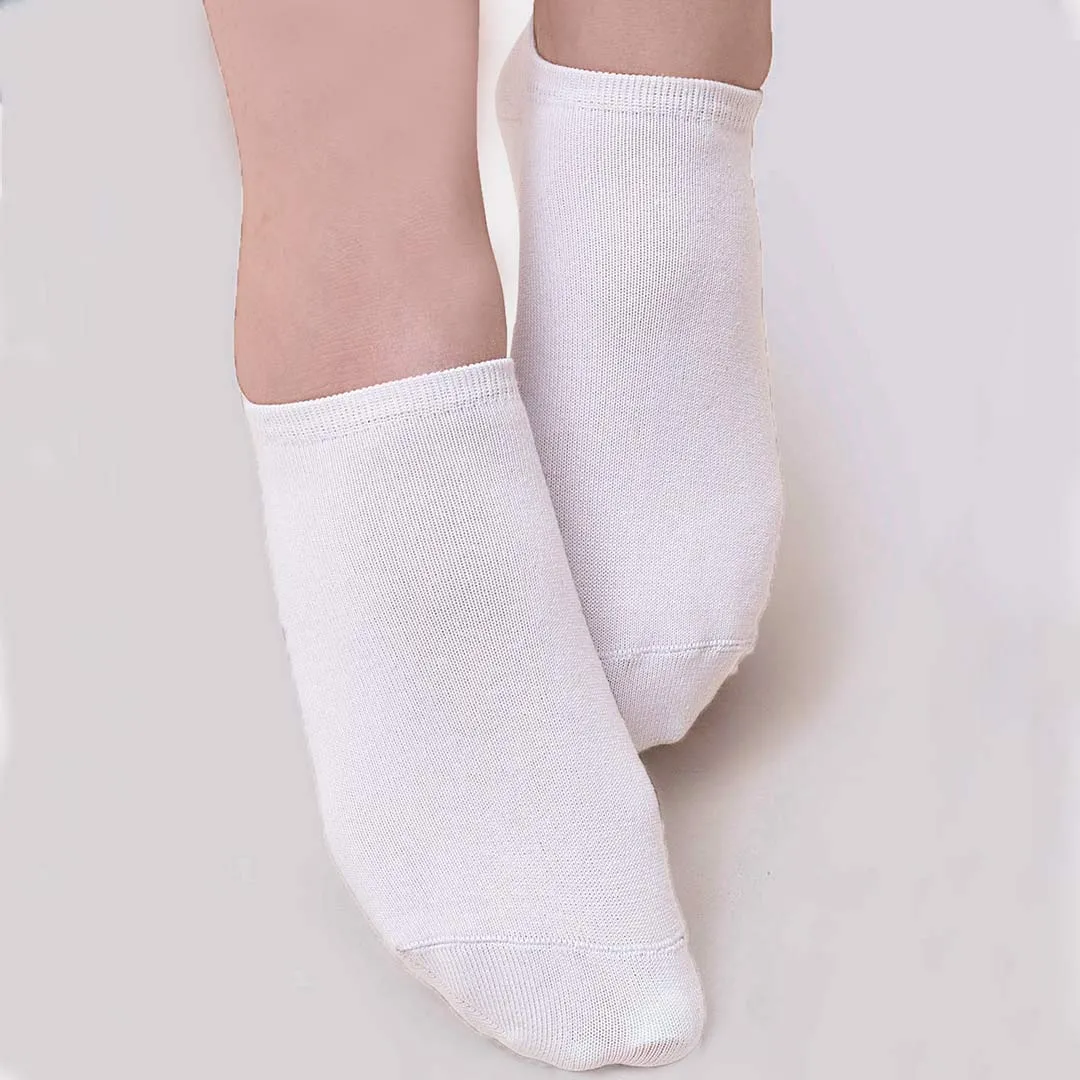 چگونه جوراب سفید را به سفیدی برف نگه داریم؟