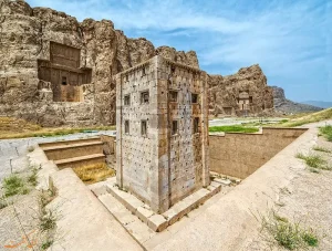 معرفی کامل نقش رستم