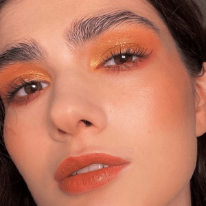 محصولات آرایشی فصول گرم سال