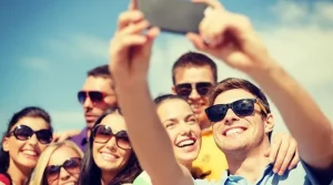 پیدا کردن دوست در بزرگسالی یک سفر هیجان‌انگیز