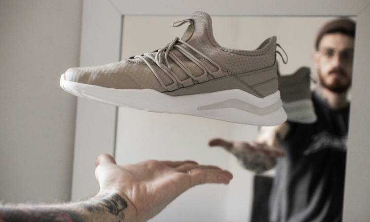 تشخیص کفش و کتانی اصل و فیک